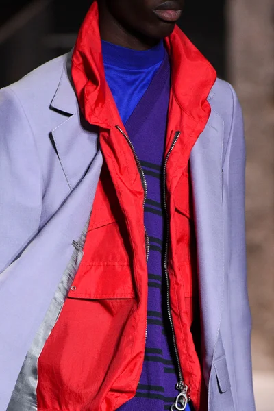 Look 1